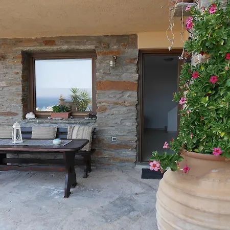 Holiday home Sea And Sun House Koundouros